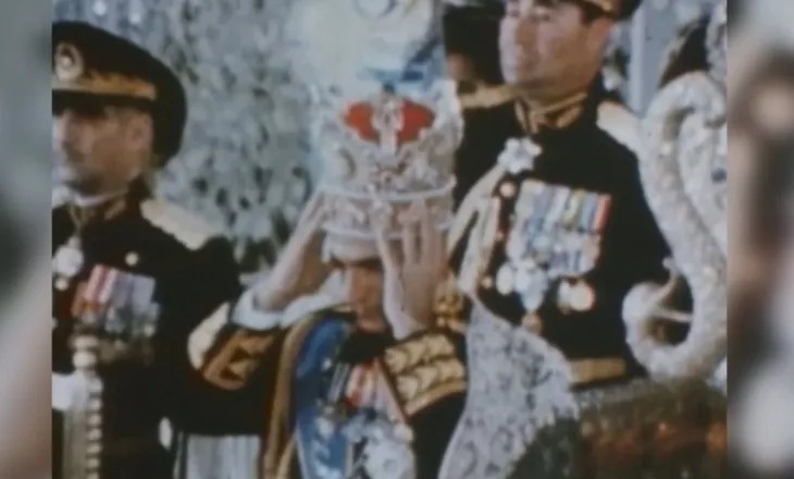 Rikthehet dinastia “Pahlavi”, kush është princi i kurorës në mërgim i Iranit?