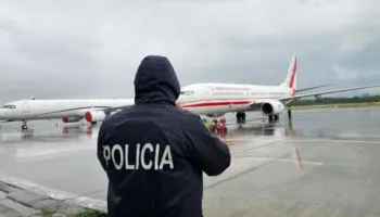 Rinas/ U kapën me dokumente false edhe me mallra kontrabandë, arrestohen në aeroport 6 kinezë dhe një bjelloruse