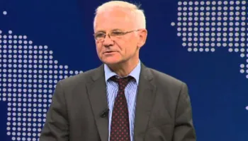 Roland Bimo: Ka një dorë të jashtme që kurdis ngjarjet në Iran