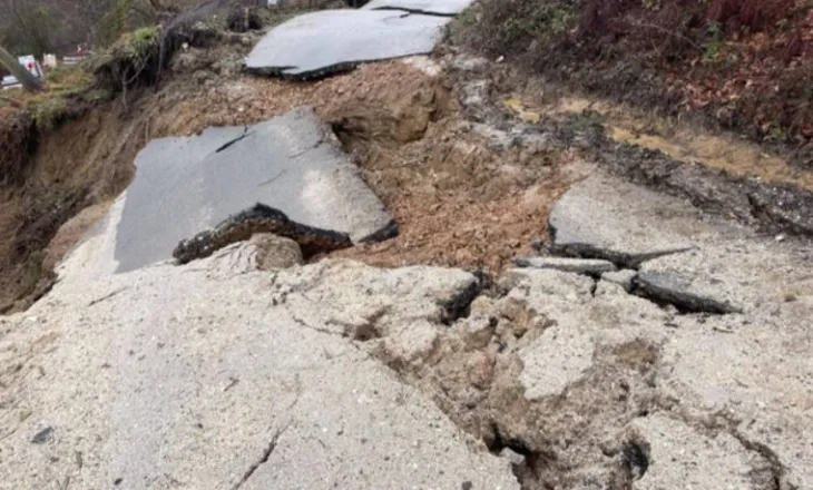 Rrëshqitje dherash në Pogradec, izolohen 5 fshatra