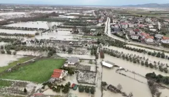 Rreth 120 banesa të prekura nga përmbytjet në Ferras, fillon verfikimi i dëmeve