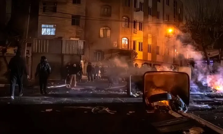 Rritet bilanci i viktimave nga protestat në Iran/ Shkon në 648 numri i të vdekurve, mijëra të tjerë të arrestuar