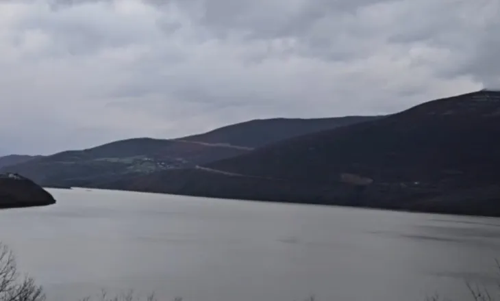 Rritje e shpejtë e nivelit të ujit në Liqenin e Kukësit, parashikohet arritja e kuotës maksimale brenda dy ditëve