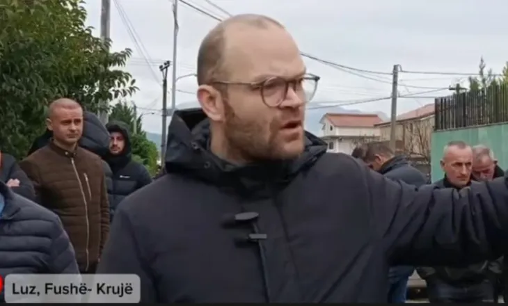 “Rruga është në gjendje lufte”/ Banorët në Luz të Fushë Krujës në protestë, Kalaja: Dëmtimi, ka sjellë pasoja