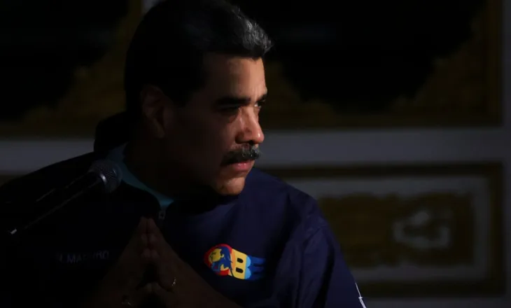 “Rusia i ofroi strehim Maduros, amerikanëve iu kërkua të bënin durim”/ Zbardhen detaje të reja nga arrestimi i presidentit venezuelian: Takimi në Vatikan, përpjekje për…