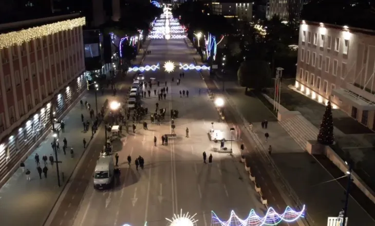 Sali Berisha rinis “Foltoret” para Kryeministrisë/ Opozita pa mbështetje në bulevard