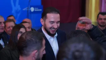 Salianji fton demokratët: Shihemi sonte në Lezhë, takimi në 18:00