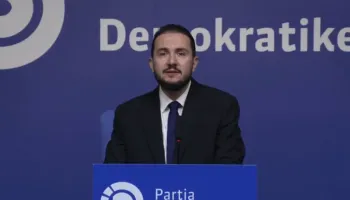 Salianji i përgjigjet kritikëve në PD: Flet frika, jo arsyeja! Nuk duan të humbin privilegjet e pushtetit të opozitës