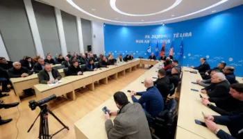 Seanca e përshpejtuar për Bordin e Paqes me kërkesë të PS, reagon PD: Do marrim pjesë, pavarësisht shkeljes së rregullave