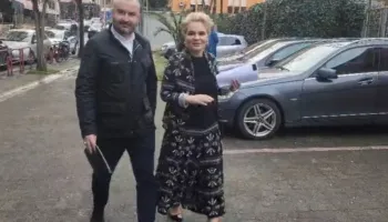 Seanca paraprake për dosjen “Meta”, Kryemadhi dhe avokati i ish-presidentit paraqiten në GJKKO (VIDEO)