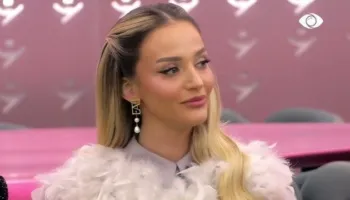 Selin rrëfen sekretin e familjes: Babi ka bërë një gabim…