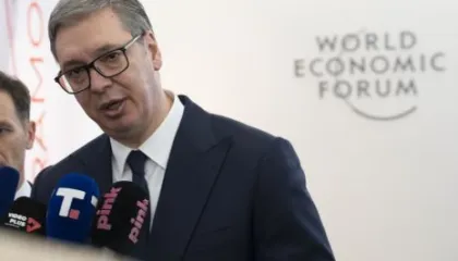 Serbia po armatoset me shpejtësi, Vuçiç: Bota po shkon në një drejtim të çmendur