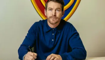 Shaqiri me trajner të ri, Basel ul në stol një legjendë