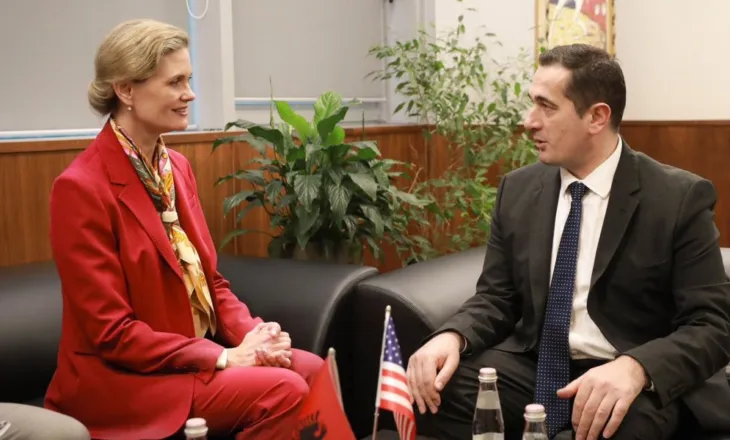 SHBA mesazh të fortë nga takimi me kreun e SPAK: Do të përballemi me kartelet e drogës kudo që ndodhen