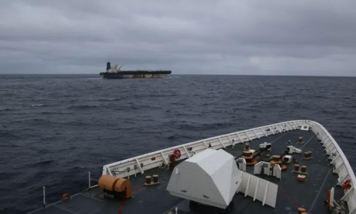 SHBA-të s’u ndahen cisternave të naftës venezueliane, i sekuestron në Atlantikun e Veriut dhe Karaibe