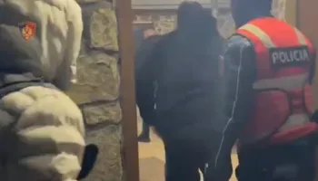 Shiste kokainë, kapet në flagrancë 41-vjeçari me dy emra