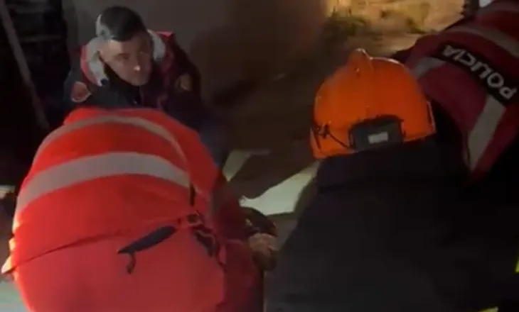 Shkrumbohet shtëpia në Gjirokastër, brenda ndodhej një e moshuar! Si u arrit të shpëtohej nga Zjarrfikësja