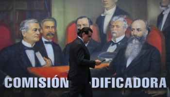 “Shkundet” sërish pushteti në Venezuelë, Rodriguez shkarkon aleatin kryesor të Maduro-s!