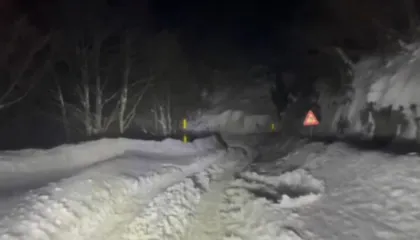 Shoferët bllokohen nga dëbora në Theth