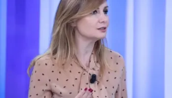 ‘Shqipëria po ndërton një ekonomi hoteli’, Tabaku jep alarmin: Po shesim shërbime, tokë dhe beton, kurse prodhimi po…