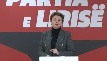 “Shqipëria qeveriset sot nga një çetë kusarësh”/Përmbytjet, Xhixho: Projekte fasadë, inceneratori fantazmë në krye Rama