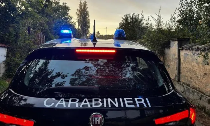 Shqiptari lyen me benzinë gruan dhe tenton ta djegë, e shpëton djali i tyre i mitur