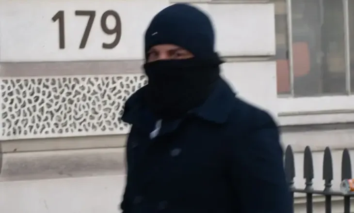 Shqiptari punonte si oficer i emigracionit, por ishte vetë emigrant i paligjshëm