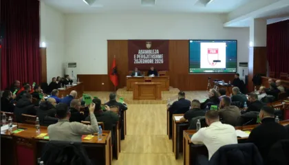 SHRF Fier mban Asamblenë e Përgjithshme Zgjedhore 2026, nuk ndërron kryetar. Anila Basha propozohet për anëtare e KE