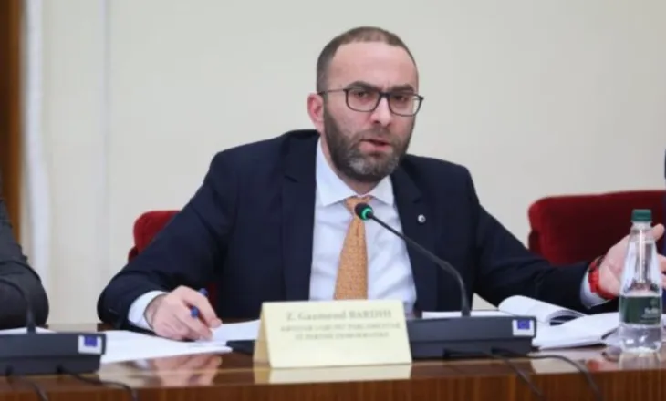 “Shteti nuk përkulet nga dhuna e vandalizmi”, Bardhi i përgjigjet deklaratave të Ramës për protestën: Koha e tij ka skaduar