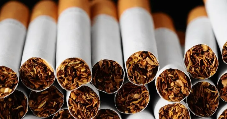 Shtrenjtohen paketat e cigareve dhe duhani “vape”