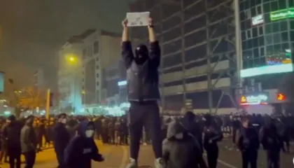 Shtypja e përgjakshme e regjimit të Ajatollahëve/ Mbi 10 mijë persona, ndër to 169 fëmijë të arrestuar gjatë protestave në Iran