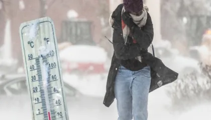 Si do jetë moti në fundjavë? Borë në verilindje, priten dhe rebeshe