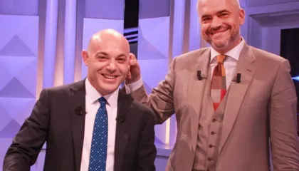 Si duhet lexuar “kacafytja” Rama-Fevziu…