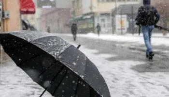 Si parashikohet moti për javën e ardhshme? Shërbimi Meteorologjik Ushtarak: Ja kur nisin reshjet e shiut dhe borës
