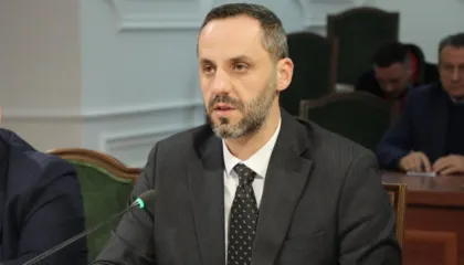 “Siguria në burgje është vijë e kuqe”, Ministri i Drejtësisë reagon për operacionin në Elbasan