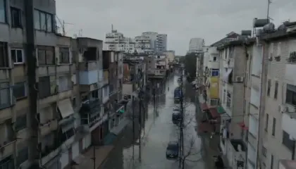 “Situata ende e rrezikshme në Durrës”, Sako: 800 banesa të përmbytura dhe 180 banorë të evakuuar