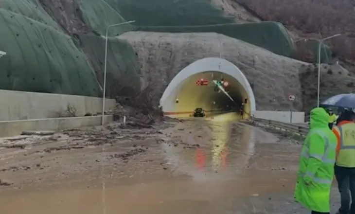 Skandal në rrugën 260 mln € Qukës–Qafë Plloçë: Dherat bien mbi makinë rrezikohet jeta e qytetarëve