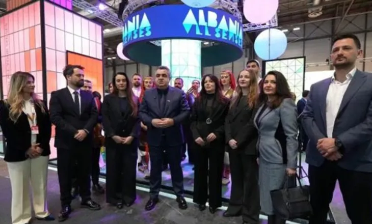 SKANDAL! Stendat shqiptare braktisin Panairin e Truizmit në Madrid, ikin sapo largohen zyrtarët