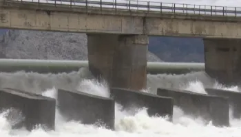 Skandali i KESH, qeveria nuk siguron certifikatat jeshile, taksa e BE mbi karbonin bllokon shitjen e energjisë…