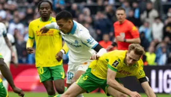 “Skuqet” Olimpique Marseille dhe e nis vitin me humbje. Garë dyshe për titullin në Ligue 1 (video)