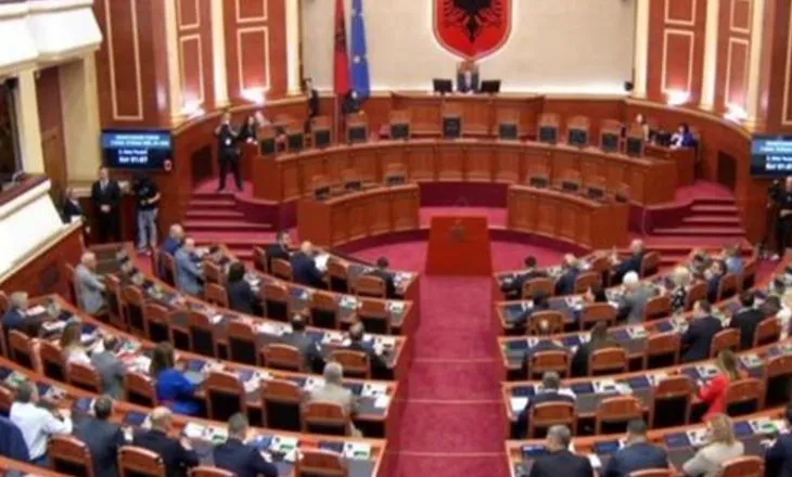 Sot nis sesioni i ri parlamentar, deputetët rikthehen në Kuvend, ja çfarë pritet të ndodhë