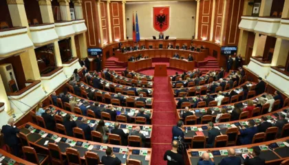 Sot seancë plenare në Kuvend! Nga rishikimi i buxhetit te ndryshimet në Kodin Penal, pikat e rendit të ditës