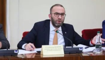 SPAK i tha “Jo” komisionit “Xhafaj”/ Reagon kreu i grupit të PD: Intimidimet ndaj prokurorisë, nuk e shpëtojnë dot qeverinë