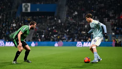 Spektakël bardhezi në Serie A, Juve thyen Sassuolon (VIDEO)