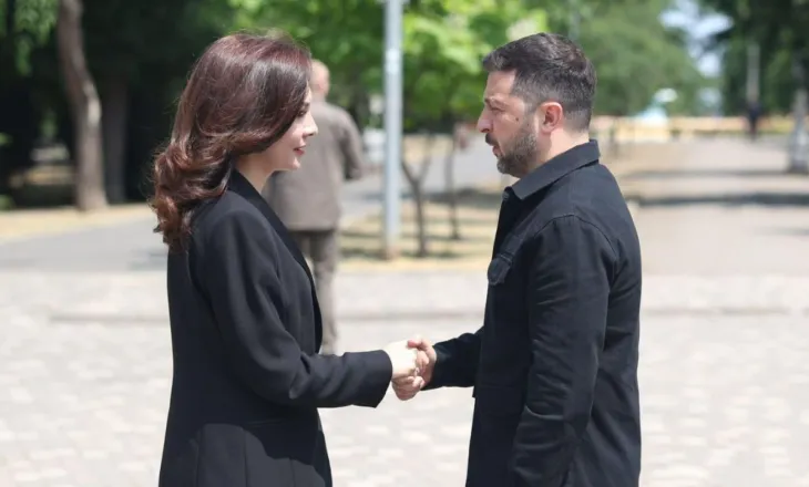 Spiropali dënon sulmet masive në Ukrainë dhe njofton vizitë në Kiev gjatë javës: Mbështetje e pakushtëzuar për Ukrainën. Krimet barbare kërkojnë reagim të bashkuar ndërkombëtar