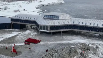 Stacioni “Qinling” shfaq teknologjitë e gjelbra polare