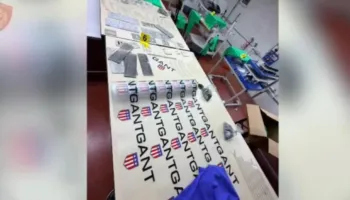 Stamponin veshje të kontrabanduara me logo false, arrestohet 46-vjeçari turk në Kamëz