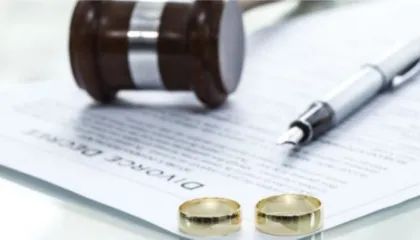 STATISTIKAT – Rekord negativ, një në tre çiftesh po ndahen, martesat në rënie historike, rriten divorcet!