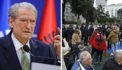 ‘Stop terrorit ndaj protestuesve paqësor’, Berisha mbështet protestën e Lapajt para Kryeministrisë