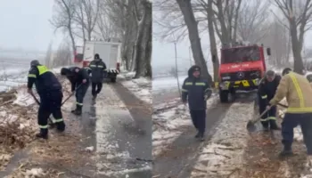 Stuhi dimërore në Kolonjë, qarkullimi rrugor i vështirësuar